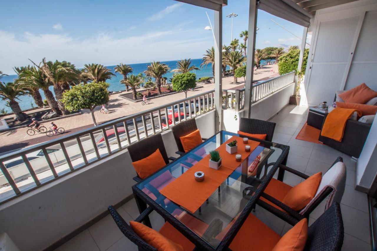 Appartement Casa Atlantico On The Front Line With Amazing Sea Views à Puerto del Carmen  Extérieur photo