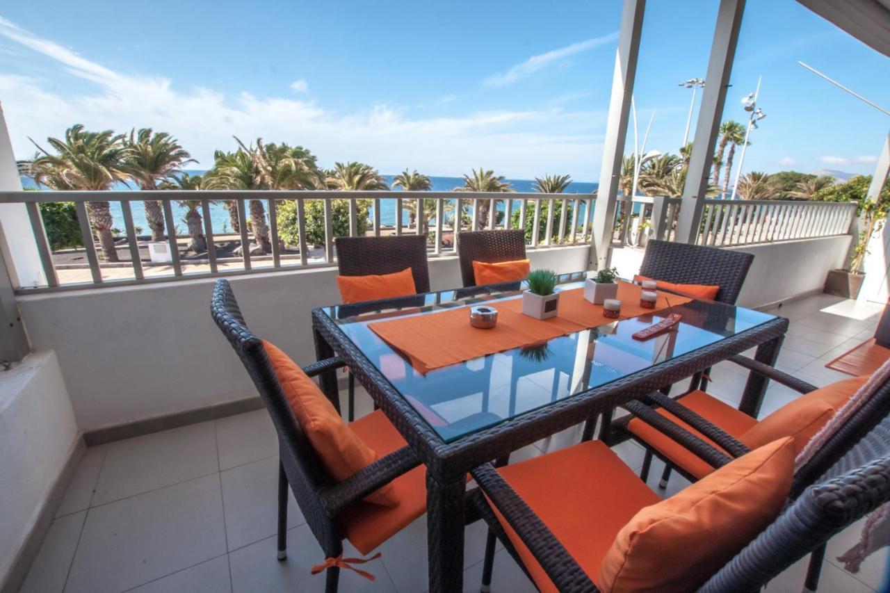 Appartement Casa Atlantico On The Front Line With Amazing Sea Views à Puerto del Carmen  Extérieur photo